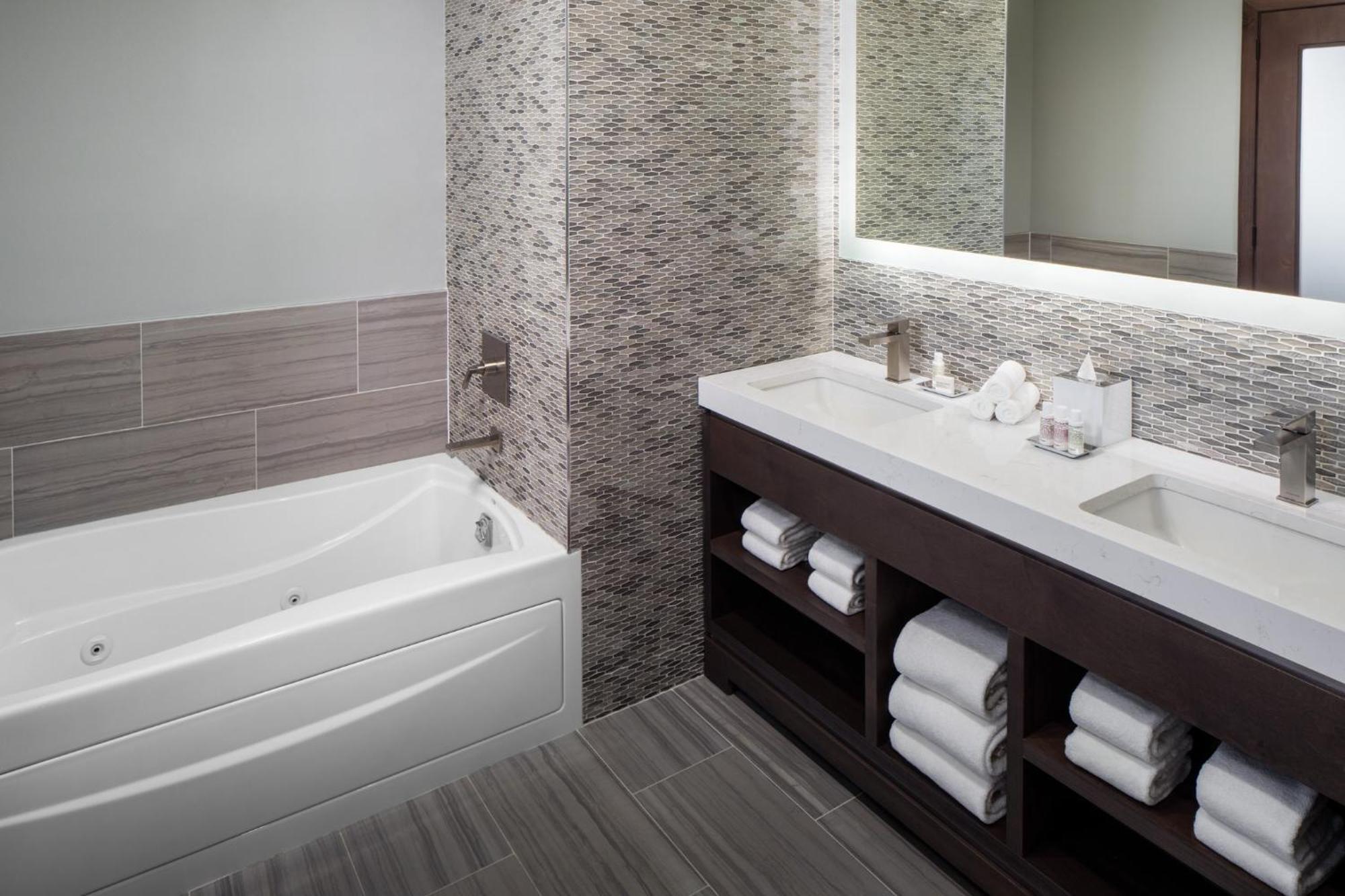 Hotel Indigo Flushing - Laguardia Ню Йорк Екстериор снимка