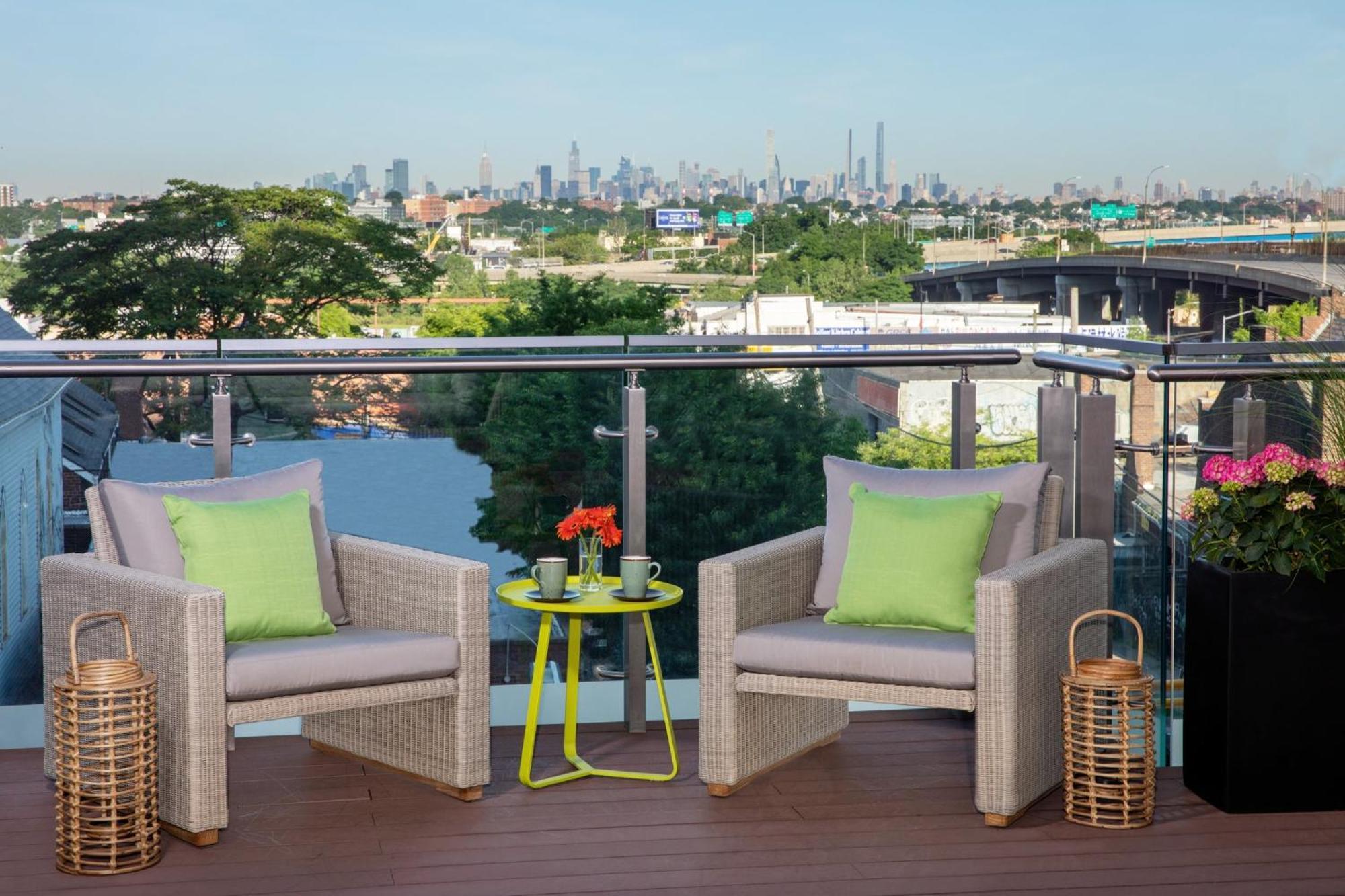 Hotel Indigo Flushing - Laguardia Ню Йорк Екстериор снимка